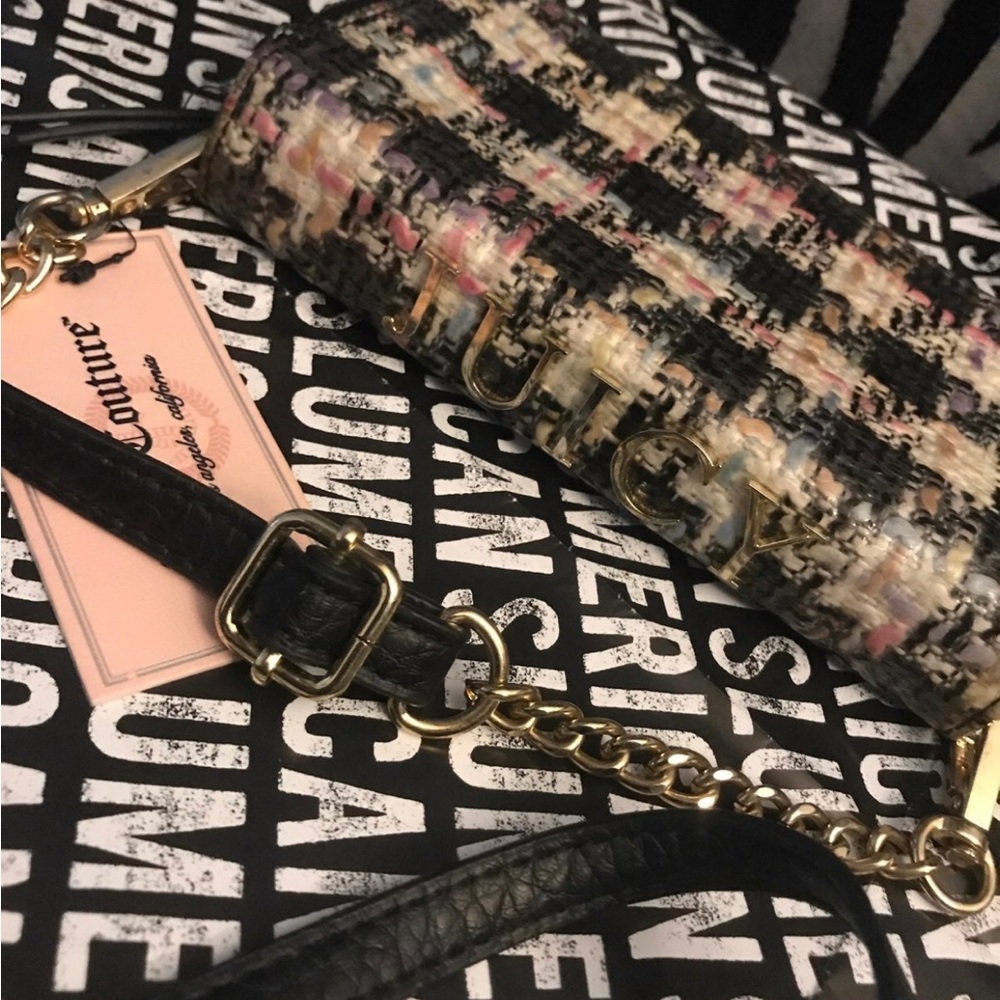 Juicy Couture crossbody wallet